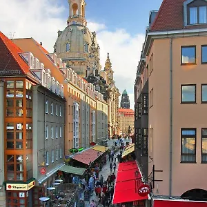 Münzgasse An Der Frauenkirche *** Dresde